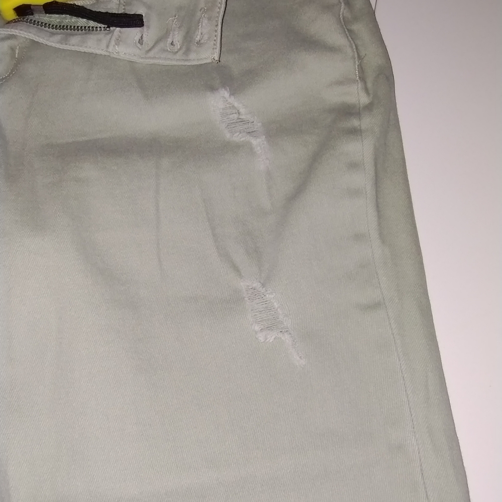 Pants - Picture 4 of 7